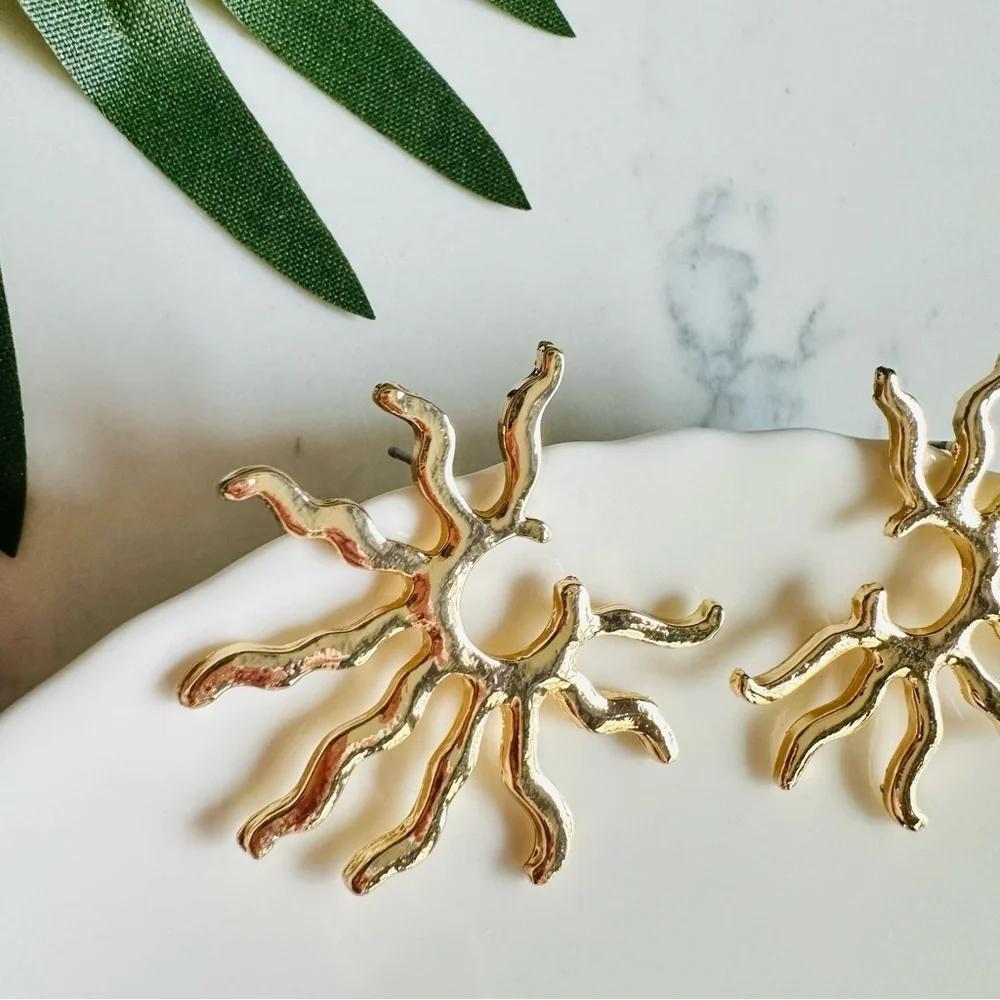 2/$30🌵 Gold Soleil Sun Rays Sunburst Celestial Earrings Jewelry Boho Gift NEW